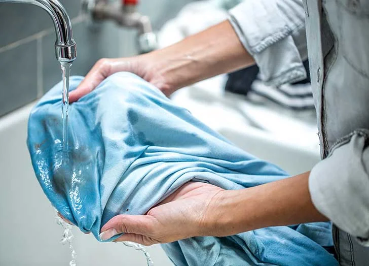 Get Cat Pee Smell Out of Clothes