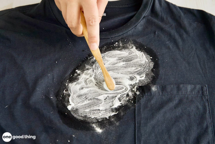 use chalk to remove stains from clothes