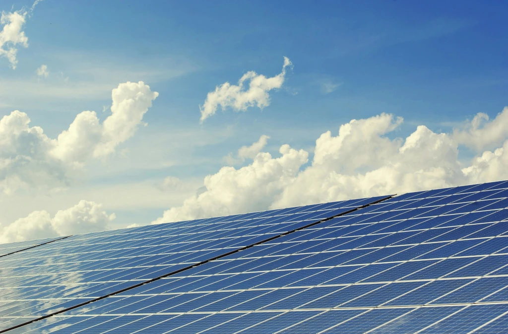 Solar Tech Boosts Business Sustainability